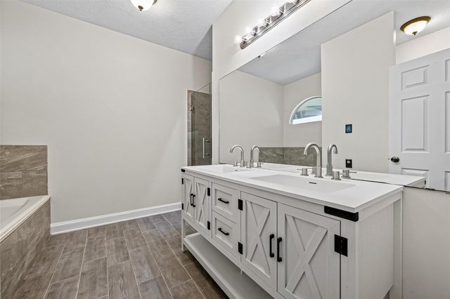 17647 Glenwolf Drive, Houston, TX 77084
