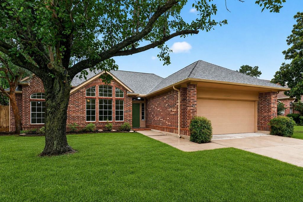 17647 Glenwolf Drive, Houston, TX 77084
