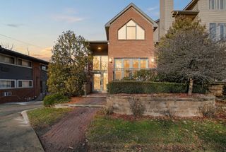 934 W Huron Street, Ann Arbor, MI 48103