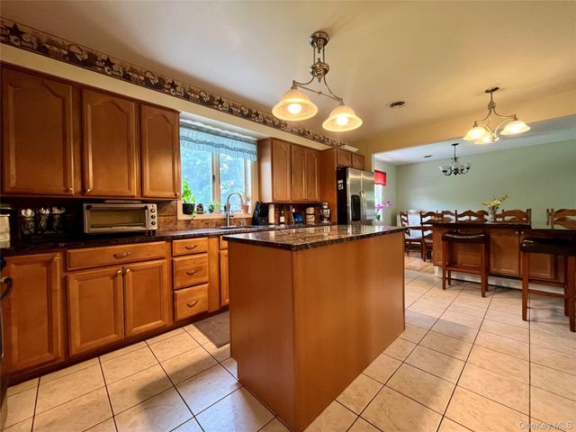 334 Greeves Road, New Hampton, NY 10958