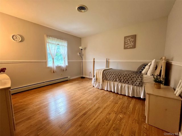 334 Greeves Road, New Hampton, NY 10958