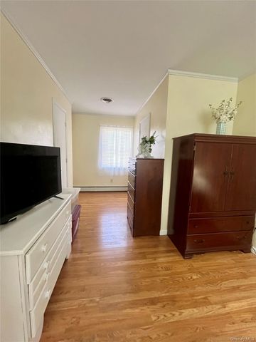 334 Greeves Road, New Hampton, NY 10958