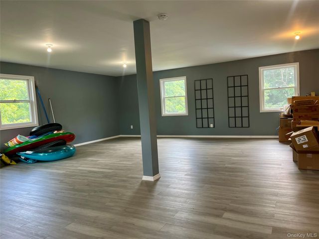 334 Greeves Road, New Hampton, NY 10958