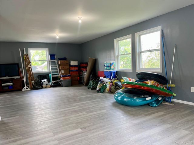 334 Greeves Road, New Hampton, NY 10958