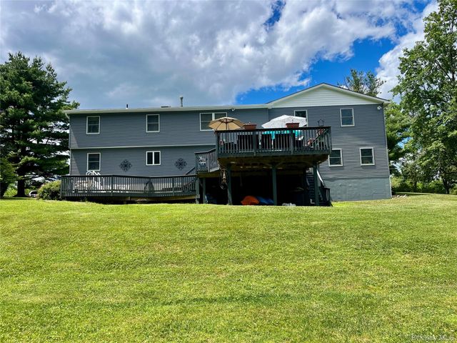 334 Greeves Road, New Hampton, NY 10958