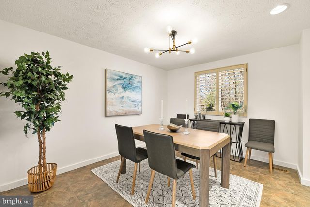 6003 CHICORY PL, Alexandria, VA 22310