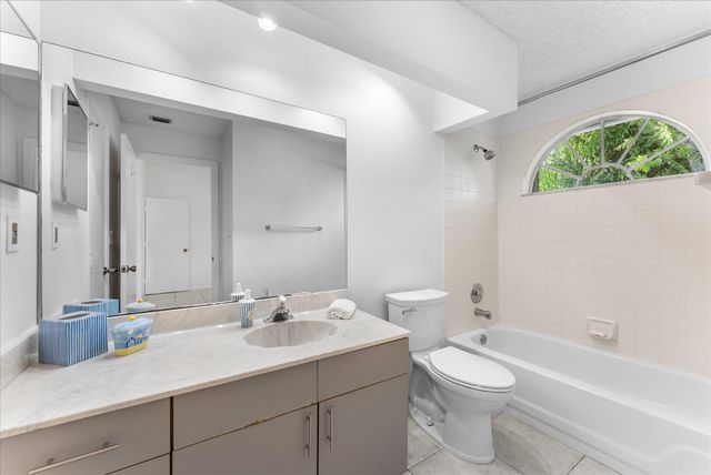 21400 Tudor Drive, Boca Raton, FL 33486