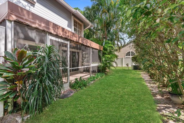21400 Tudor Drive, Boca Raton, FL 33486