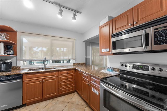 21400 Tudor Drive, Boca Raton, FL 33486