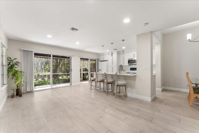 21400 Tudor Drive, Boca Raton, FL 33486