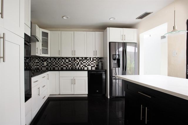 21952 Cypress Drive 40, Boca Raton, FL 33433