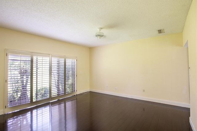 21952 Cypress Drive 40, Boca Raton, FL 33433
