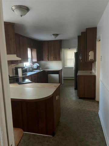 18 York Avenue, Highland Falls, NY 12701