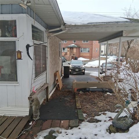 18 York Avenue, Highland Falls, NY 12701