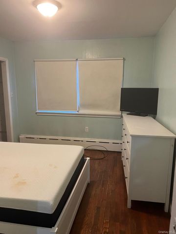 18 York Avenue, Highland Falls, NY 12701