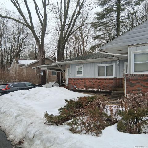 18 York Avenue, Highland Falls, NY 12701