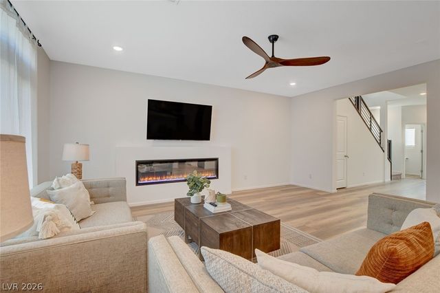 5888 Becklow Gardens Avenue, Las Vegas, NV 89141