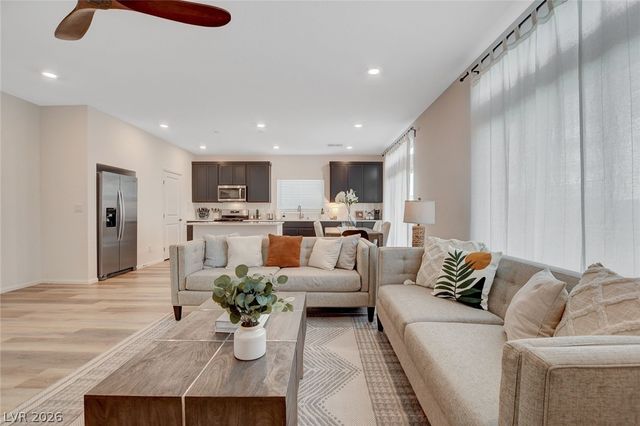 5888 Becklow Gardens Avenue, Las Vegas, NV 89141