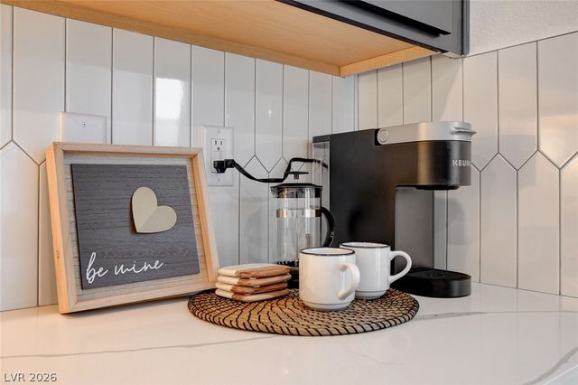 5888 Becklow Gardens Avenue, Las Vegas, NV 89141