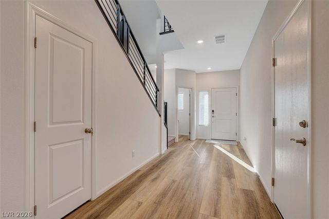 5888 Becklow Gardens Avenue, Las Vegas, NV 89141