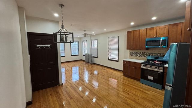 686 E 98th Street 1st. FL., Brooklyn, NY 11236