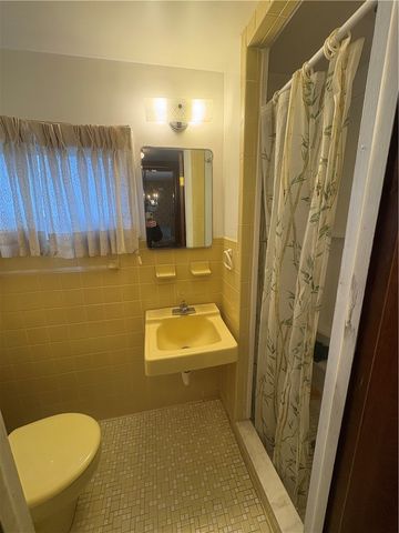 39 Standish Road, Greece, NY 14626