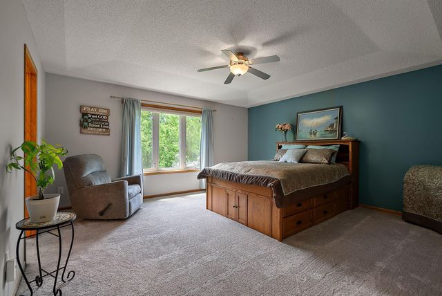 3321 Willie Drive, Burnsville, MN 55337