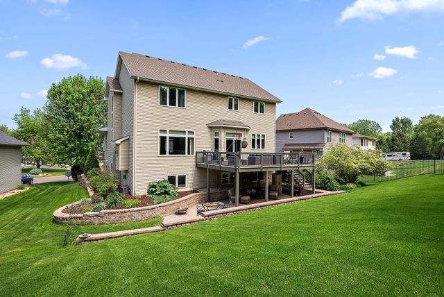 3321 Willie Drive, Burnsville, MN 55337