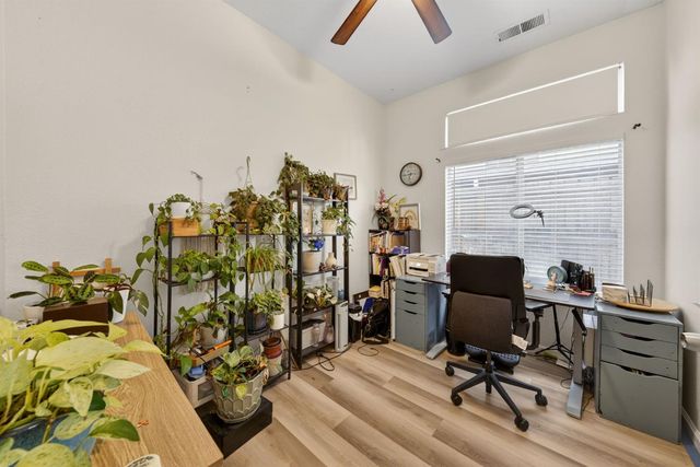 6566 N Western Avenue, Fresno, CA 93722