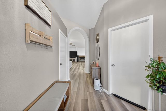 6566 N Western Avenue, Fresno, CA 93722