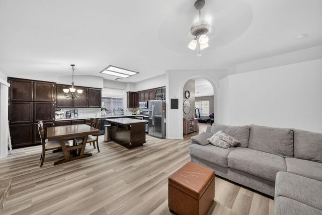 6566 N Western Avenue, Fresno, CA 93722