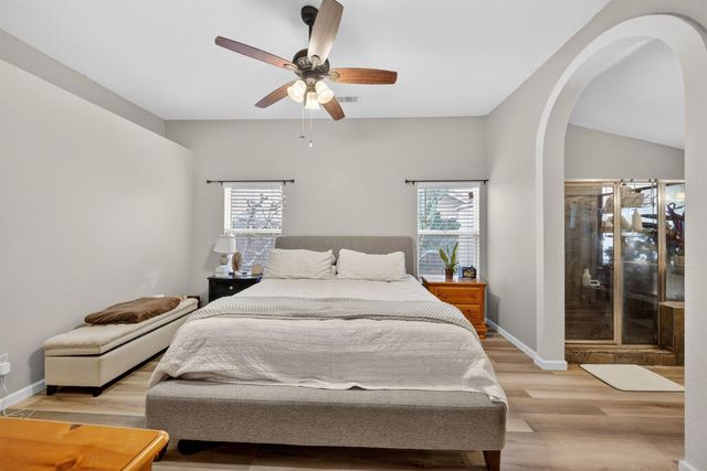 6566 N Western Avenue, Fresno, CA 93722