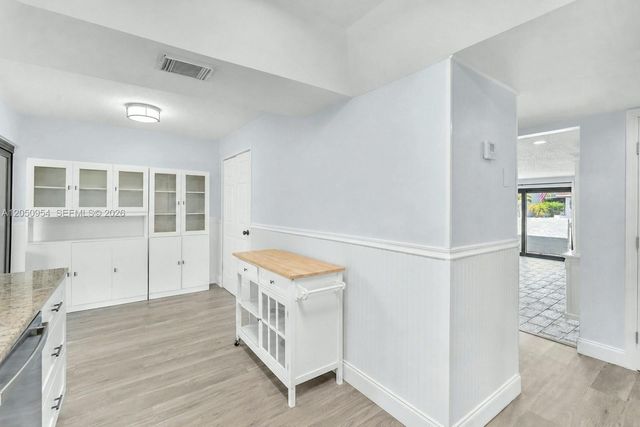 3950 SW 82nd Terrace, Davie, FL 33328