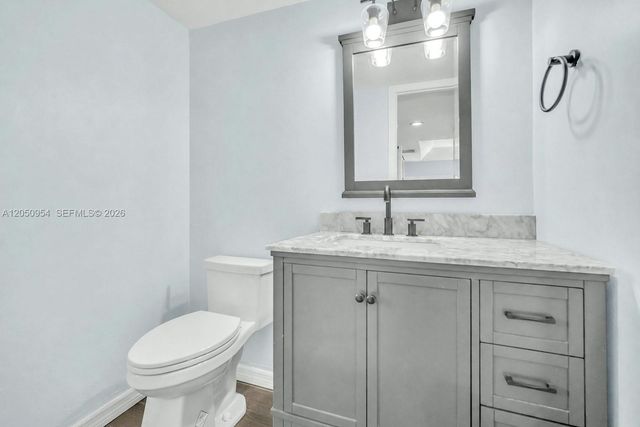 3950 SW 82nd Terrace, Davie, FL 33328