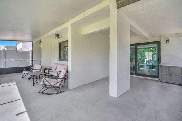 3950 SW 82nd Terrace, Davie, FL 33328