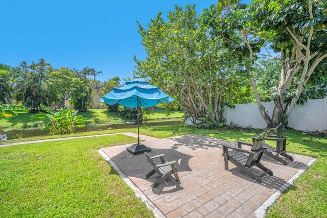 3950 SW 82nd Terrace, Davie, FL 33328