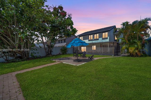 3950 SW 82nd Terrace, Davie, FL 33328