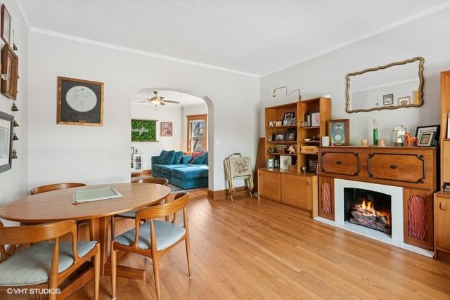 7227 Jackson Boulevard 2, Forest Park, IL 60130