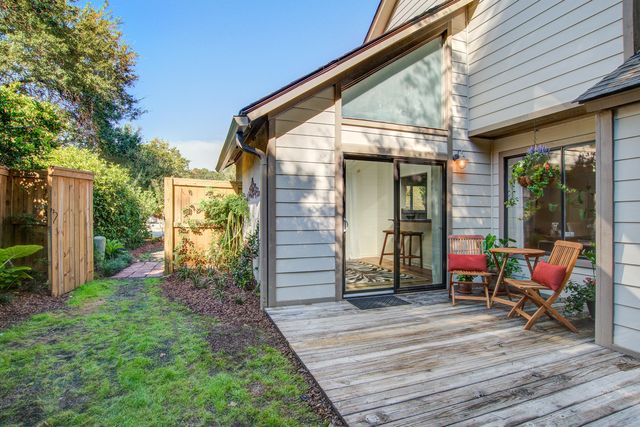 330 Sandpiper Drive, Mount Pleasant, SC 29464