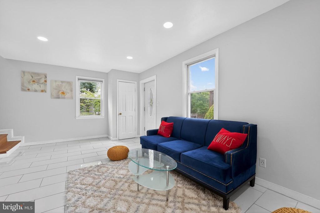 Image 12 of property listing at 8803 58TH AVE, Berwyn Heights, MD 20740