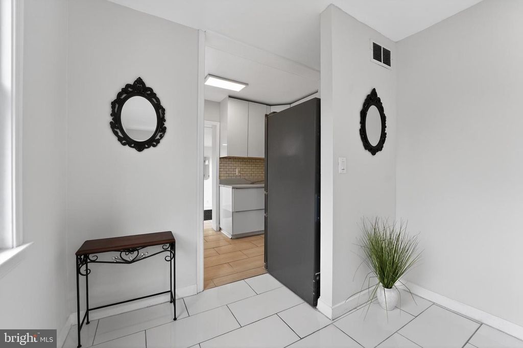 Image 15 of property listing at 8803 58TH AVE, Berwyn Heights, MD 20740