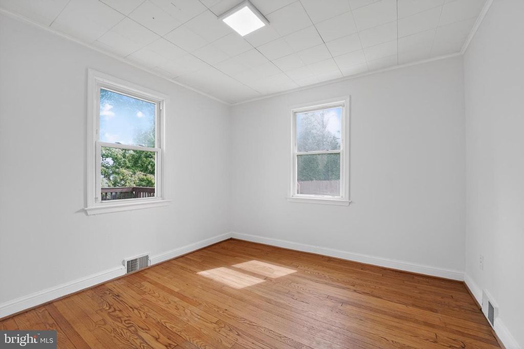 Image 37 of property listing at 8803 58TH AVE, Berwyn Heights, MD 20740