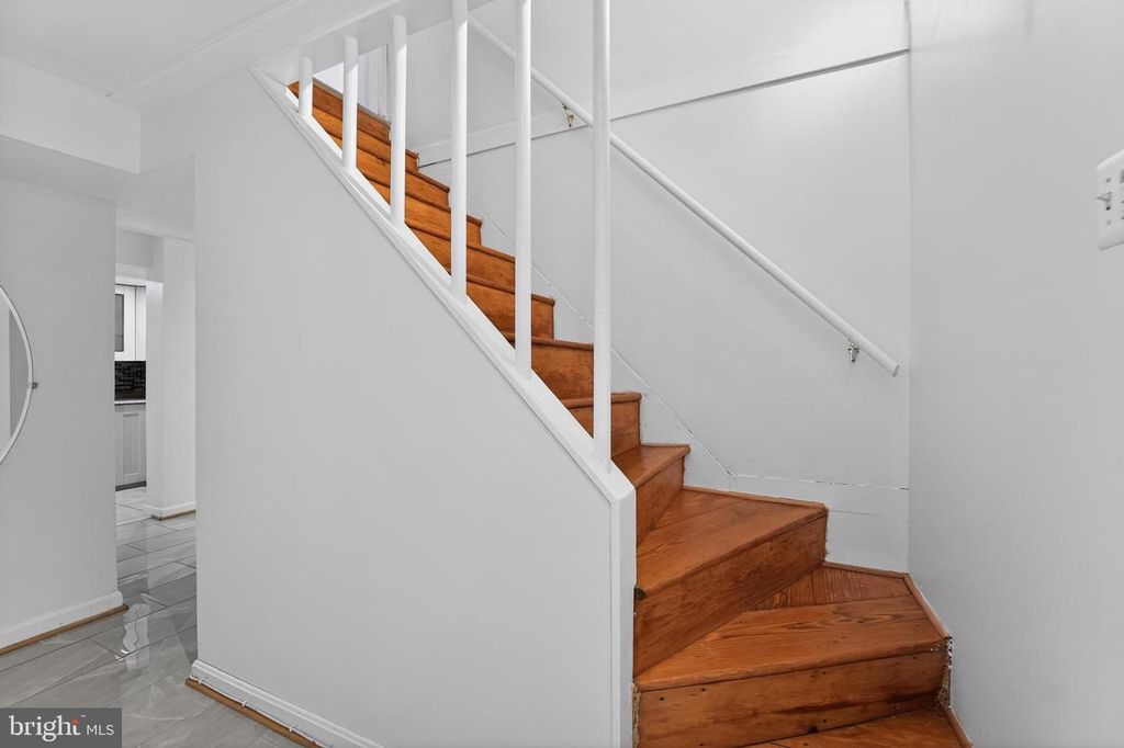 Image 38 of property listing at 8803 58TH AVE, Berwyn Heights, MD 20740
