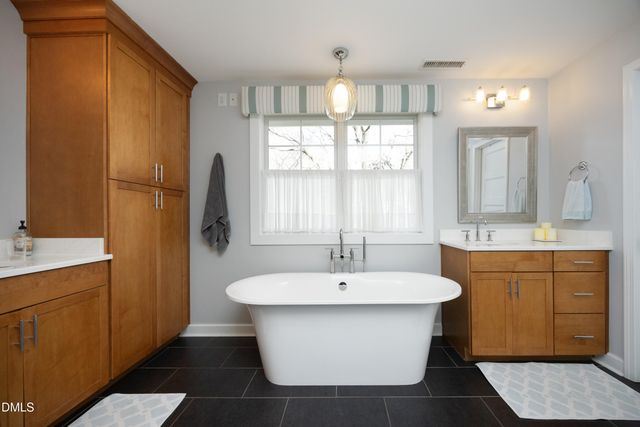 1105 Manchester Drive, Raleigh, NC 27609