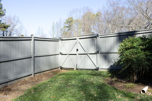 1105 Manchester Drive, Raleigh, NC 27609