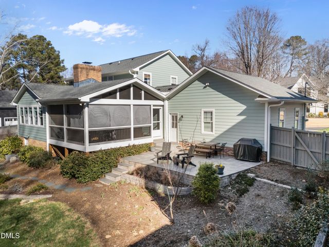 1105 Manchester Drive, Raleigh, NC 27609