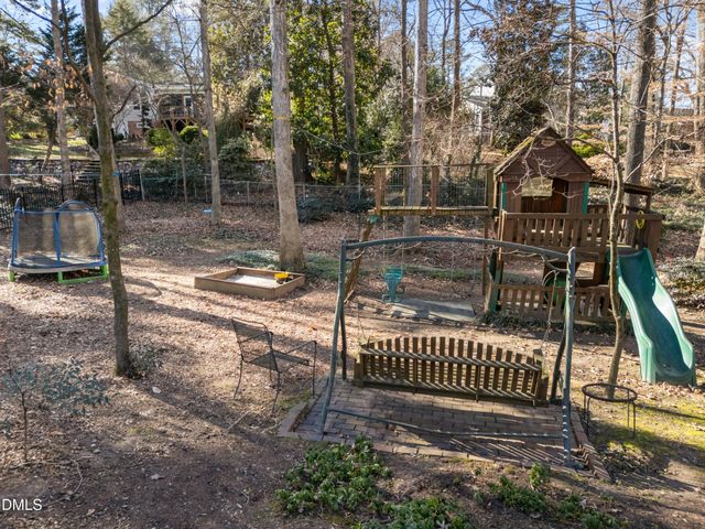 1105 Manchester Drive, Raleigh, NC 27609