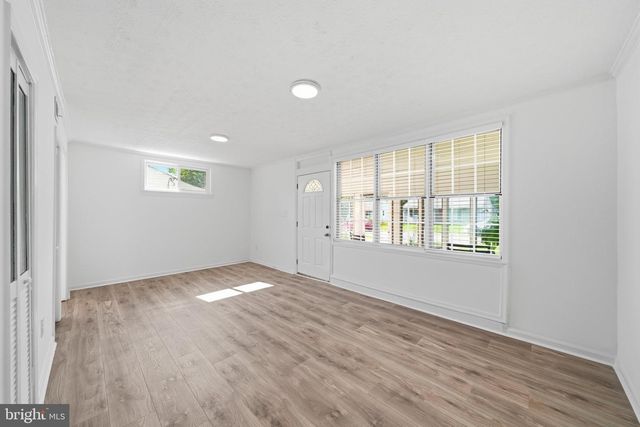 5202 KENESAW ST, College Park, MD 20740