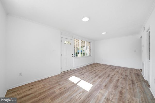 5202 KENESAW ST, College Park, MD 20740