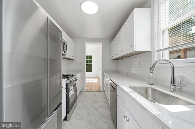 5202 KENESAW ST, College Park, MD 20740